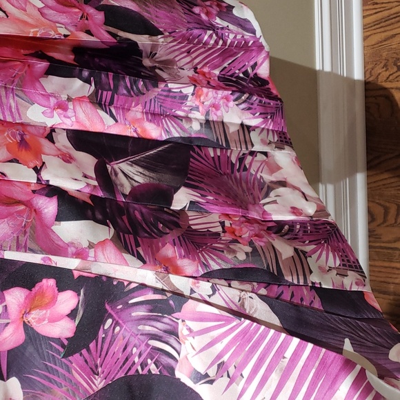 New Kay Unger Selena Sleeveless Bow Floral Gown In Magenta Size 6 $398 New Kay Unger Selena Sleeveless Bow Floral Gown In Magenta Size 6 $398
